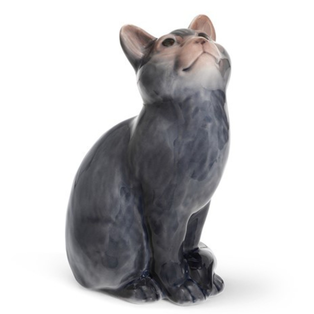 Royal Copenhagen Annual Figurine 2022, Cat 11cm image 0